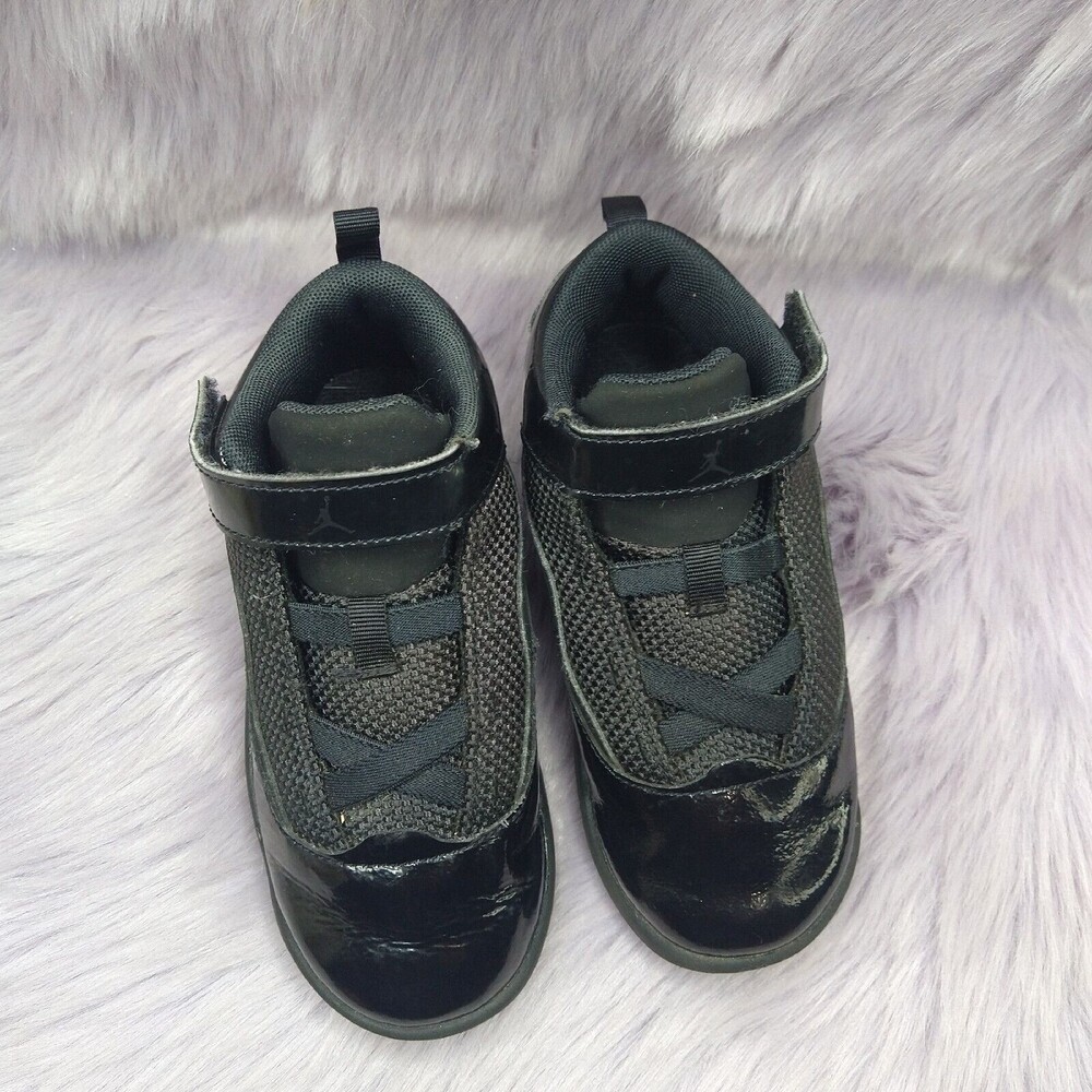 Nike Air Jordan Max Aura 2 Shoes Black Toddler Size 10C CN8096-005 Hook Loop - Picture 4 of 8